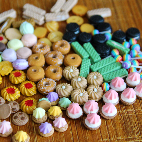 1:12 Scale Miniature Dollhouse Dessert Cookies Pretend Play Mini Macaron for Barbies Doll Food Toy Kitchen Accessories ► Photo 1/6