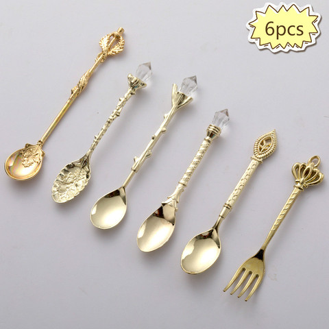 European-style Court Tableware 6 Sets Royal Style Metal Carved Fruit Fork Vintage Coffee Spoon Dessert Table Decorative Spoon ► Photo 1/6