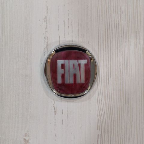 Emblem logo badge Fiat Fiat 9.5 cm new not original ► Photo 1/3