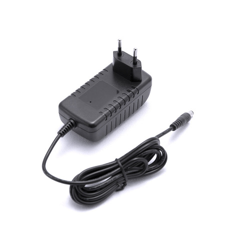 UK, AU, EU, US plug power adaptor 110v - 240v input DC 12V 2A power supply for CCTV cameras and IR Illuminators ► Photo 1/2