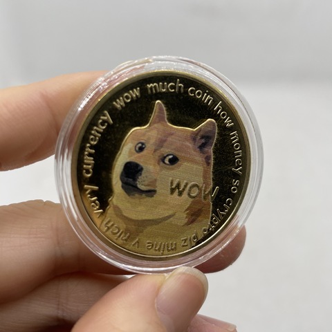 Beautiful WOW Gold Plated Dogecoin Commemorative Coins Cute Dog Pattern Dog Souvenir Collection Gifts ► Photo 1/4
