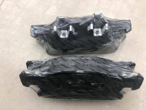 (4pcs/set) Front / Rear Brake pads set KIT-FR RR DISC BRAKE for Chinese CHANGAN CS95 SUV Auto car motor part S401031 ► Photo 1/5