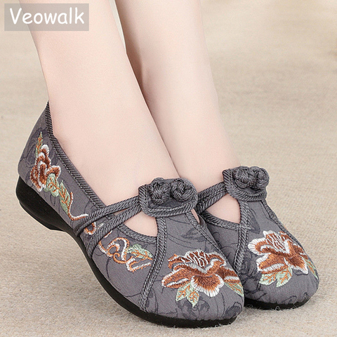 Veowalk Vintage Traditional Style Women Soft Loafers Spring Autumn Slip On Cotton Fabric Flats Comfort Chinese Embroidered Shoes ► Photo 1/6