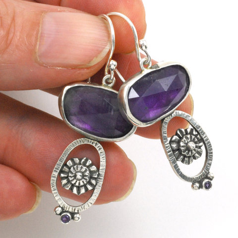 2022 New Vintage Purple Drop Earrings for Women Boho Antique Silver Hollow Flower Dangle Earings Fashion Indian Brincos Jewelry ► Photo 1/3