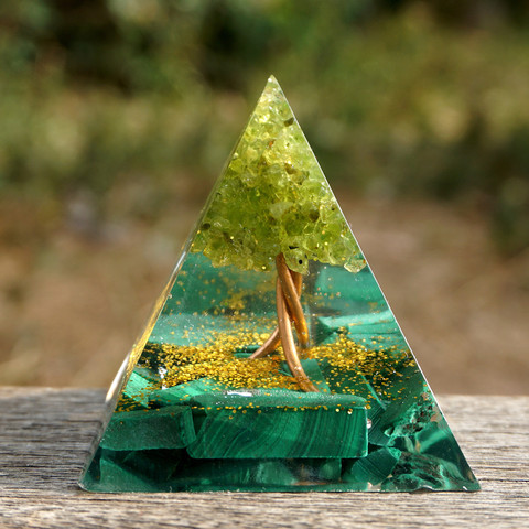 Handmade Tree of Life Orgone Pyramid 50mm Peridot & Malachite Energy Healing Chakra Reiki Meditaiton Tool ► Photo 1/6