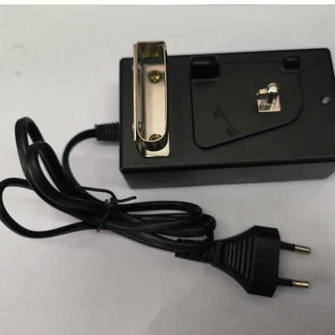 AC90-240V 50-60Hz Mining lamp charger for Li-ion/ NiMH Battery ► Photo 1/3