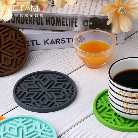 Thicken Silicone Round Coasters + Tray Holder Slip Insulation Tea Cup Mat Table Protection Christmas Home Decoration Set of 6 ► Photo 1/6