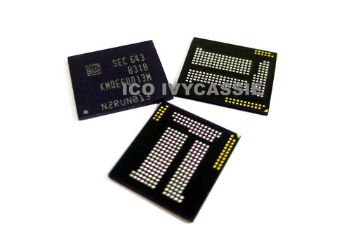 KMQE60013M-B318 eMMC LPDDR3 EMCP UFS BGA221 Chip NAND Flash Memory IC 16GB 16+2 Soldered Ball Pins ► Photo 1/1