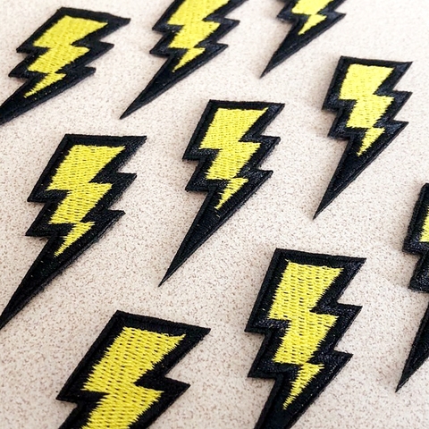 9 pcs / lot fashion Patches Stickers yellow lightning DIY patch Fabric Appliques Embroidered Iron On clothes Badge Embroidery ► Photo 1/5