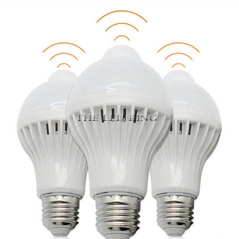 Newest LED Sensor Light E27 Dusk to Dawn LED Smart Bulb e27 LED Sensor Lamp Automatic On/Off For Home Porch Yard Garage Lighting ► Photo 1/6