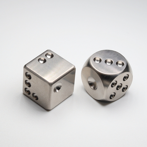 Titanium Alloy TC4 Solid Dice Traditional Creative EDC Dice Toy ► Photo 1/6