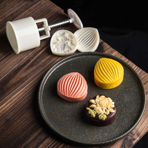 Mid-Autumn Festival 50g/75g Mooncake Mold 3D Flower&Shell Design Cookie Stamp Moon Cake Mold Stamps DIY Decoration ► Photo 1/6