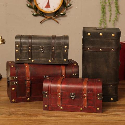 European Retro Wooden Box Red Leather Vintage Treasure Chest Jewelry Storage Box Photography Shooting Props Home Decoration ► Photo 1/6