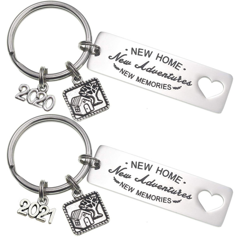 Housewarming Gifts New Home New Adventure 2022 / 2022 Couples Keychain Ideas Husband Wife Gift For New Home Owners ► Photo 1/6