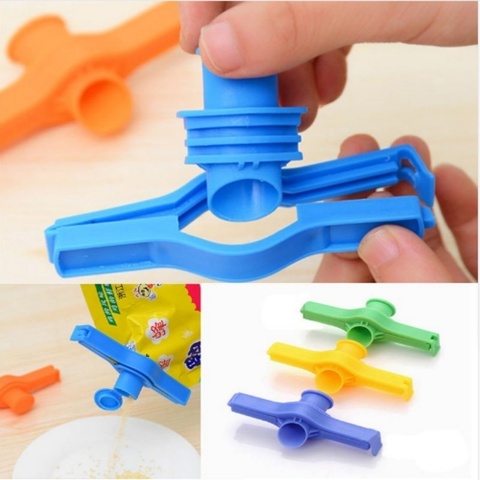 Household Plastic Sealing Bag Discharge Nozzle Seal The Food Tube Sealing Clip Seal Clip Trumpet Kitchen Tools random color ► Photo 1/6