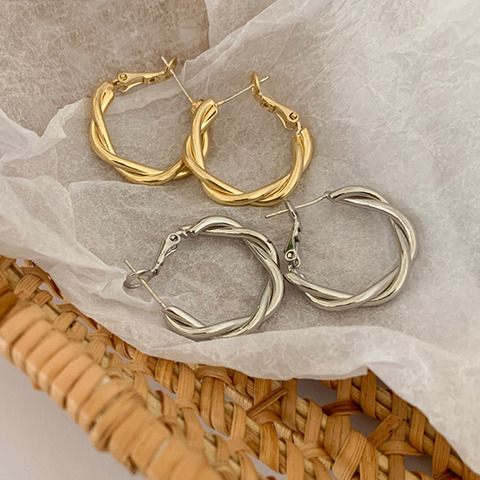 Korean Simple Weaving Twist Circle Hoop Temperamental Gold Metal Earrings for Women Girls ► Photo 1/6