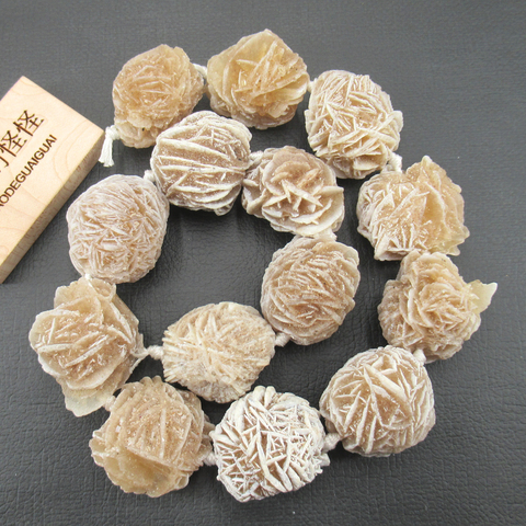 APDGG 25x27mm-27x29mm Natural Desert Rose Selenite healing crystals minerals clusters Gems Stone 17