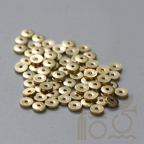 200 Pieces Raw Brass Center Hole Round Disc - 4mm (1899C-P-379) ► Photo 1/2