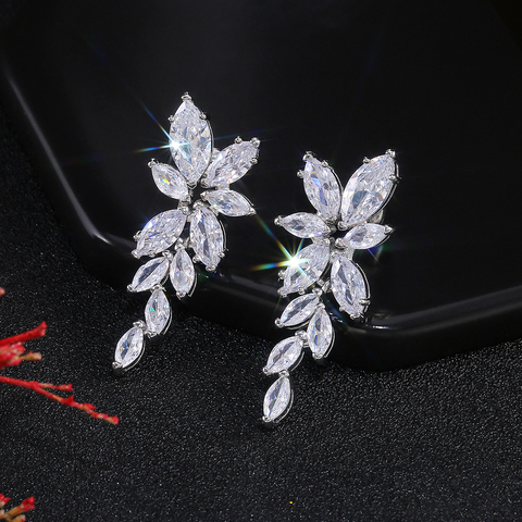 Huitan Luxury AAA Marquise Zircon Women Wedding Earring Gorgeous Leaf Shape Charm Top Quality Silver Color Lady Earrings Jewelry ► Photo 1/6