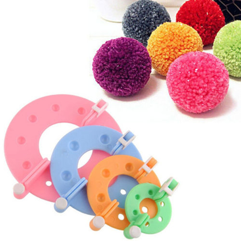 1Set 4 Sizes DIY Sewing Tools Pompon Set Plastic Pom Pom Maker Clover Fluff Ball Weaver Needle Craft Knitting Tool Color Random ► Photo 1/6