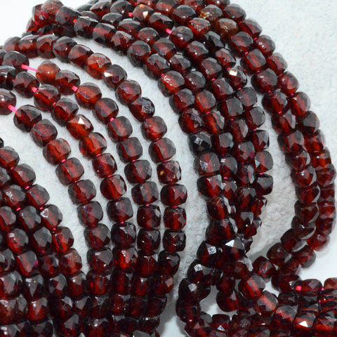 Natural Malaya Garnet Irregular Faceted Cube Beads 4mm~4.2mm , Color Between Pyrope+Spessartine ► Photo 1/6