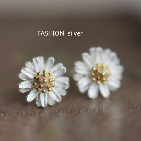 Korean Fashion Small Fresh Daisies Stud Earrings Temperament Wild For Women Earrings Girl Gift Jewelry ► Photo 1/6