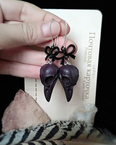 Raven Skull Earrings, Faux Taxidermy,pagan Witch Goth Skull Jewelry,Gothic Victorian,Steampunk Jewelry,Animal Skull Gift for Her ► Photo 1/2