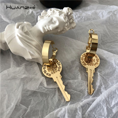 HUANZHI 2022 New Punk Gold Metal key Drop Earrings Geometric Round Big Circel Earrings For Women Girls Party Jewelry Gifts ► Photo 1/6