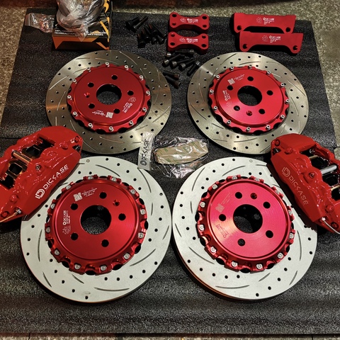 fast shipping car brake front 4 pot caliper kits rear e-handbrake expand disc for vw golf gti/audi/mazda 17inch ► Photo 1/6