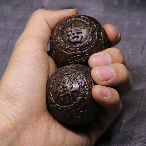 Fitness Ball Handball Elderly Solid Plate Objects Hand-Turned Wooden Health Ball Massage Pair Good Luck Carving ► Photo 1/6