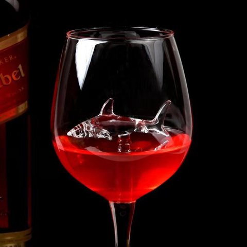 Built-in Shark Wine Glass New Design Goblet Whiskey Glass Dinner Decorate Handmade Crystal For Party Flutes Glass ► Photo 1/6