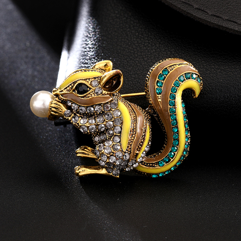 Cute squirrel pin forest animal pin 2 color choice fashion men and women accessories new year gift ► Photo 1/5