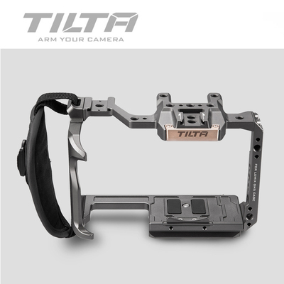 Tilta Camera Cage Protecting Case Mount w Top Handle Grip for Panasonic Lumix GH5 GH5S Camera Photo Studio ► Photo 1/1