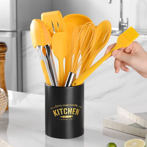 Silicone Cooking Utensils Set Food Grade Non Stick Butter Scraper Brush Eggbeater Cake Baking Set With Storage Box Kitchen Tools ► Photo 1/6