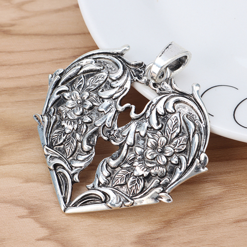 2 Pieces Tibetan Silver Large Flower Heart Charms Pendants for Necklace Making 69x63mm ► Photo 1/4