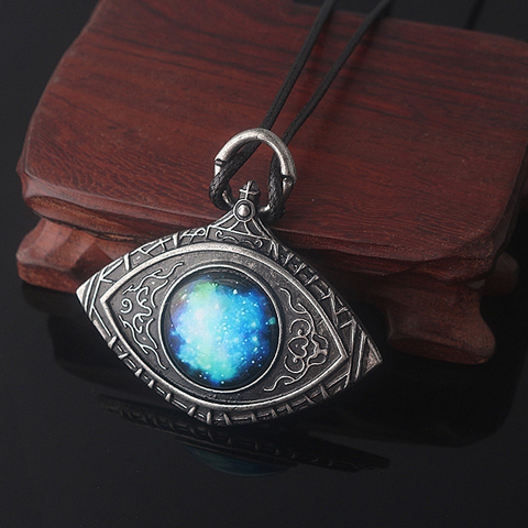 MIDY Game Bloodborne Cosmic Eye Necklaces Crow Hunter Wheel Hunter Badge Pendant Necklace Men Women Fans Cosplay Jewelry Gift ► Photo 1/6