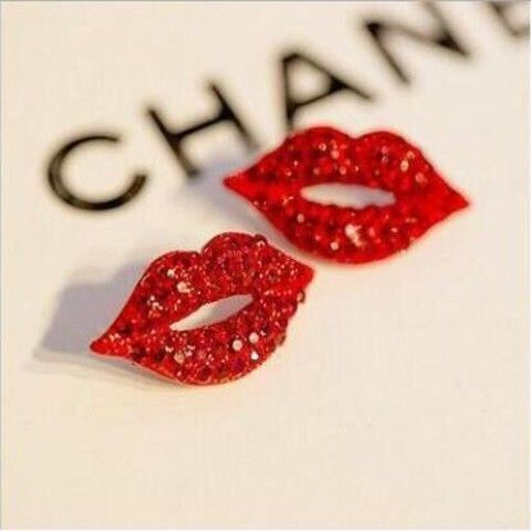 Hot Sale New 1Pair Elegant Sexy Red Lips Crystal Stud Earrings Women's Sparkling Earrings For Women Girls Fashion Jewelry 2022 ► Photo 1/6