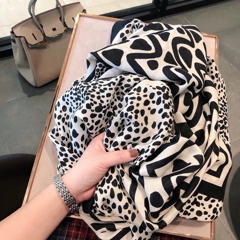 2022 Ladies Fashion Leisure Leopard Viscose Scarf Women Luxury Brand Shawls and Wraps Cotton and Polyester Muslim Hijab 180*90Cm ► Photo 1/6