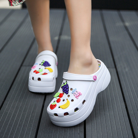 2022 Summer Women Croc Clogs Platform Garden Sandals Cartoon Fruit Slippers Slip On For Girl Beach Shoes Fashion Slides Outdoor ► Photo 1/6