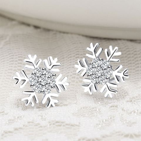 2022 New Lovely Snowflake Charm Earring For Women Christmas Gift Fashion Crystal Zircon Stud Earrings Girls New Year Jewelry ► Photo 1/6