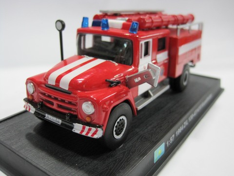 A MER 1:57 1964 ZiL 130-43141 KazakhstanA fire engine alloy model Car Diecast Metal Toys Birthday Gift For Kids Boy ► Photo 1/1