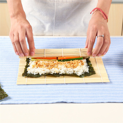 Portable Kitchen DIY Sushi Roller Maker Seaweed Nori Sushi Curtain Mold Tool