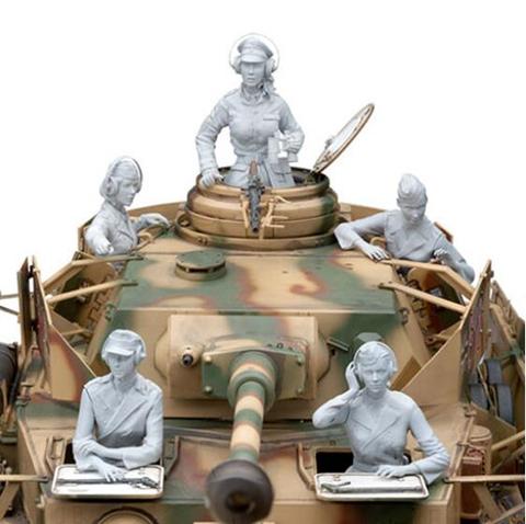 1/16 Assembly Resin Figure Kit Female Tankers(no tank) ► Photo 1/1