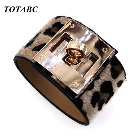 TOTABC Fashion Leopard Charm Leather Bracelets For Women Wristband OL V Charm Cuff Wrap Bracelets & Bangles Femme Jewelry Gift ► Photo 1/6