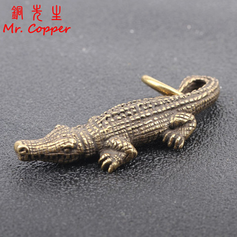 Antique Bronze Small Crocodile Statue Home Ornaments Retro Copper Animal Alligator Figure Feng Shui Business Decorations Crafts ► Photo 1/6