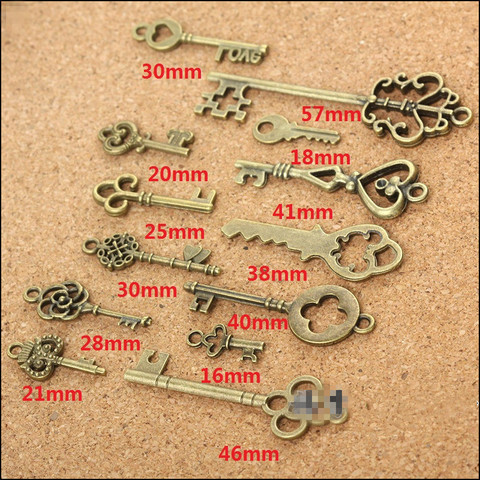 13 Assorted Antique Vintage Old Look Bronze Pendants Vintage Key Collectibles Good Gift ► Photo 1/3