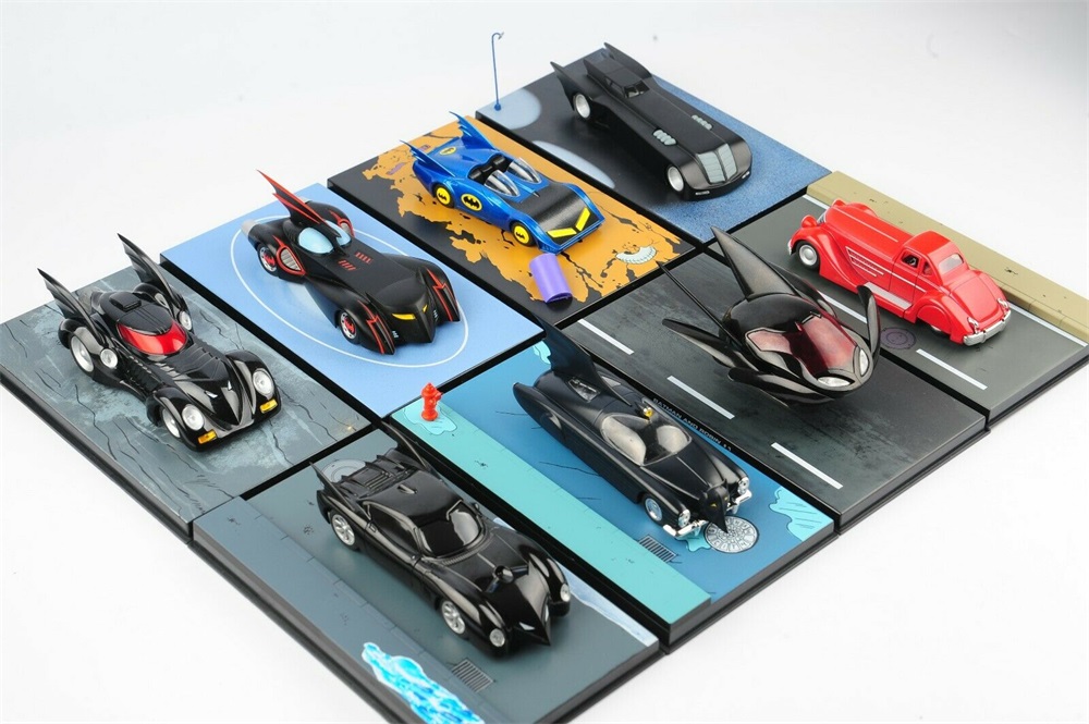 Classic Car Alloy Diecast Car Model Toy Cartoon Vehicle Batman Toy For Kids Play 