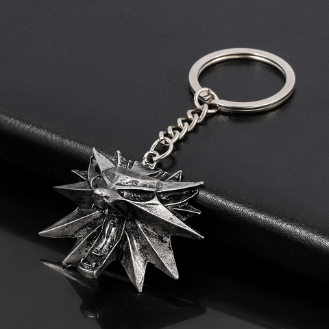 Wild Hunt Game Key Chain Wolf Head keyring Metal Medallion Gaming Peripherals Zinc Alloy Men Keychain Cosplay Jewelry Hot Sale ► Photo 1/6