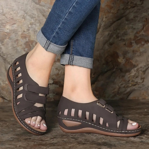 2022 Summer Women Sandals Leather Hook Handmade Ladies Shoe Comfortable Mother Sandals Woman Summer Shoes Plus Size 35-43 ► Photo 1/6