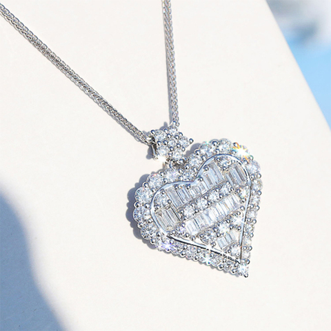 Huitan Heart Cubic Zirconia Charm Women Necklace Love Birthday Gift Formal Occasion Party Dazzling Pendent Necklace Jewelry ► Photo 1/6